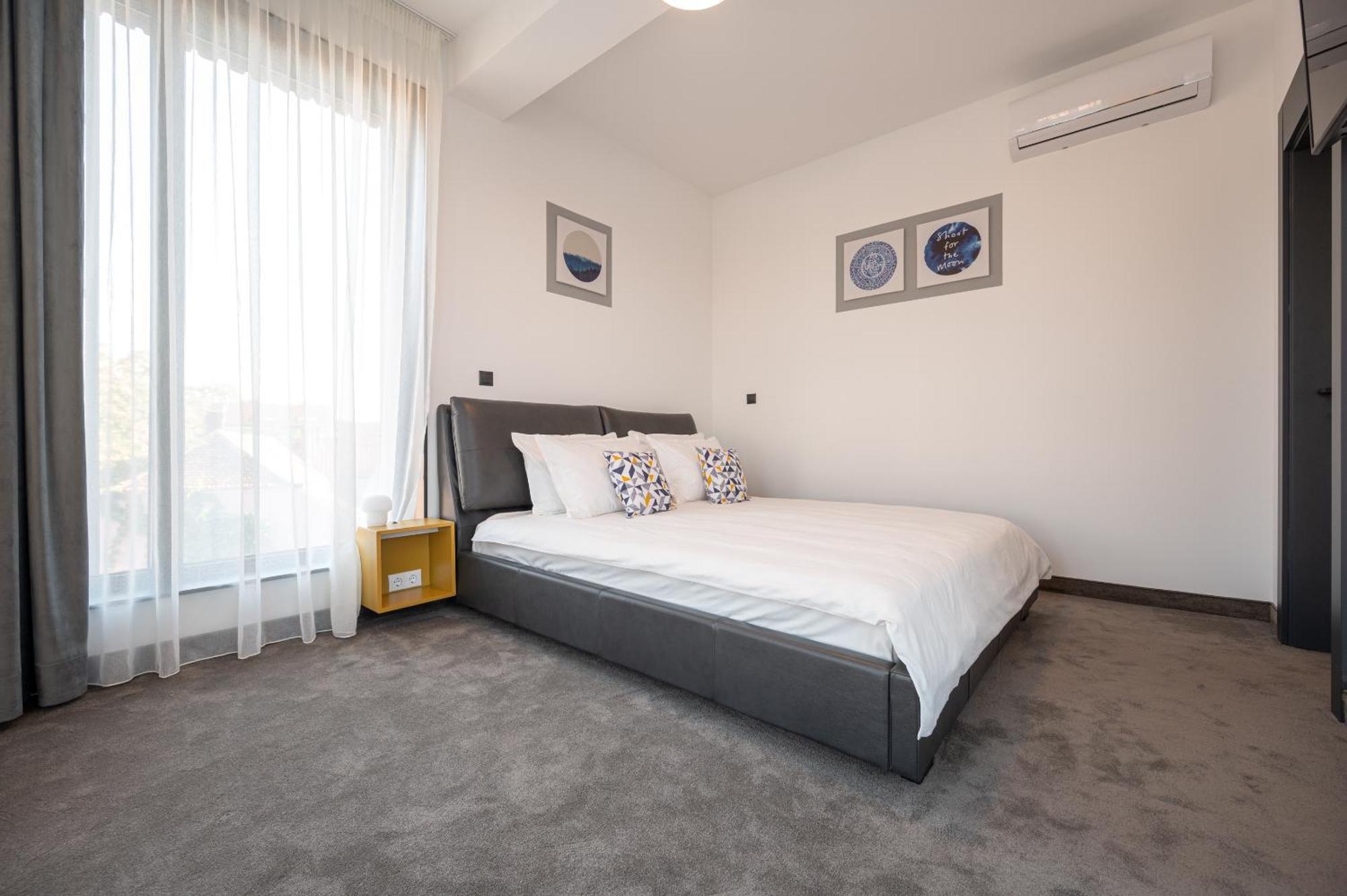 Aparthotel Calvin à Oradea Chambre photo